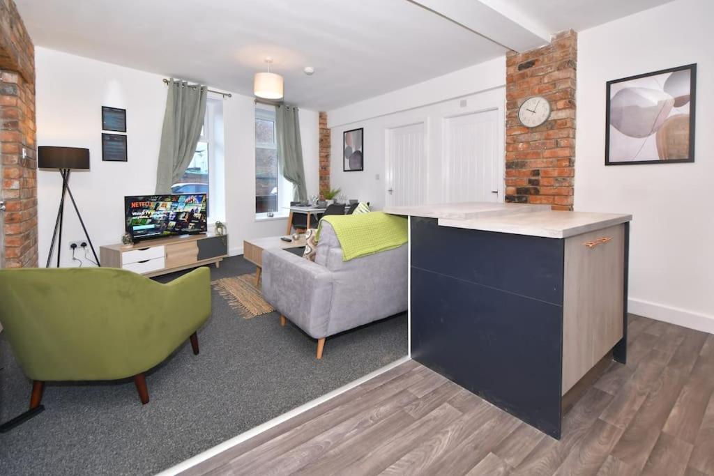 Lyndale House - By Sigma Stays Crewe Εξωτερικό φωτογραφία